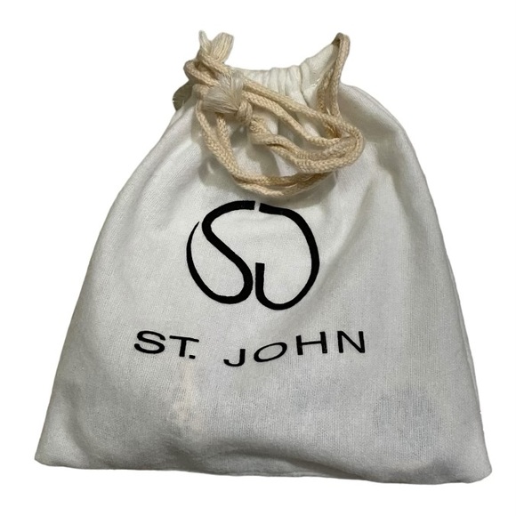 St. John Home Gold Tone Black Enamel Cheetah Print Napkin Ring Holder Set Of 4 - Picture 2 of 7